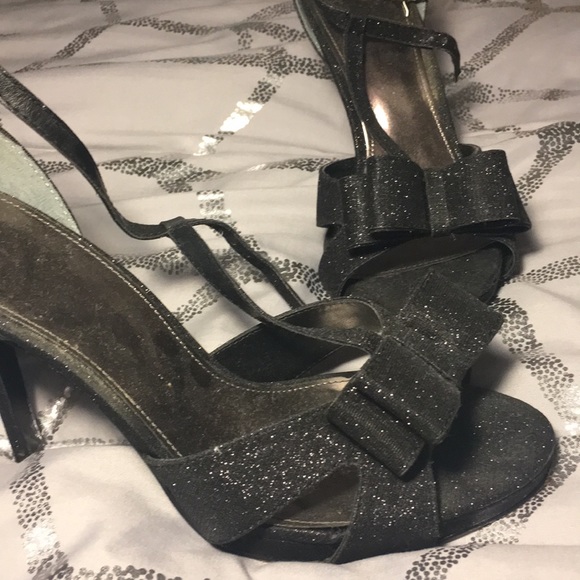 Sparkling black heels - Picture 2 of 3